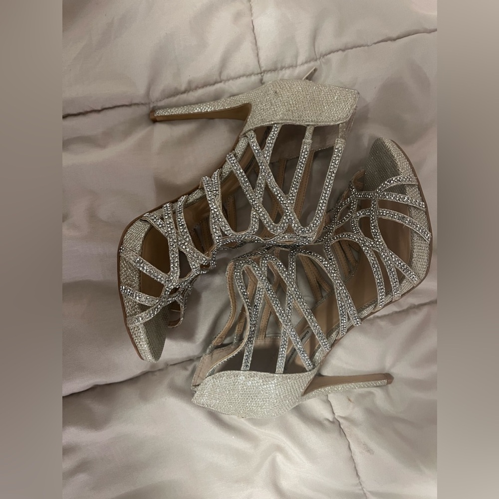 INC Gold Sparkle Heel for Women - Size 9